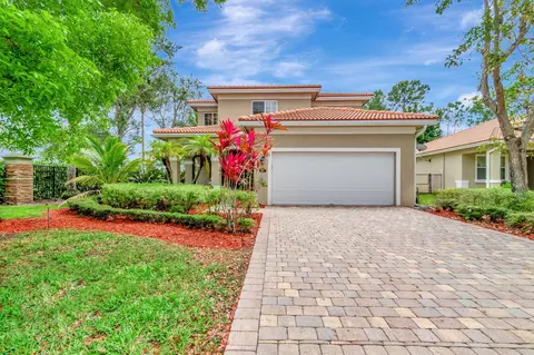 6805 Osage Cir, Greenacres, FL 33413