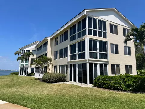 2370 NE Ocean #C201, Stuart, FL 34996