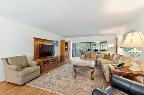 22 SE Turtle Crk #B, Jupiter, FL 33469