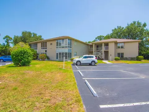 23 Lake Vista 207 Trl W #207, Port Saint Lucie, FL 34952