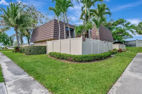 7715 77th Way, West Palm Beach, FL 33407