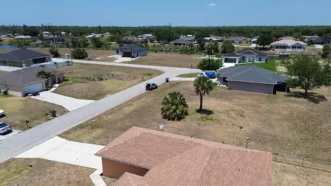 2623 NE 20th Ave, Cape Coral, FL 33909