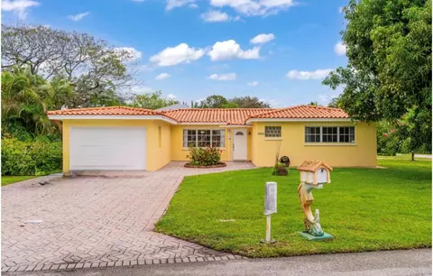 1401 Shore Dr, West Palm Beach, FL 33406