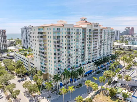 3020 NE 32nd Ave #923, Fort Lauderdale, FL 33308
