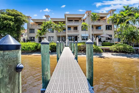 5606 N Ocean Blvd, Ocean Ridge, FL 33435