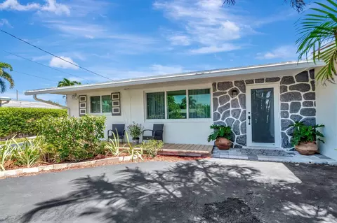 1466 Rose Cir, West Palm Beach, FL 33406