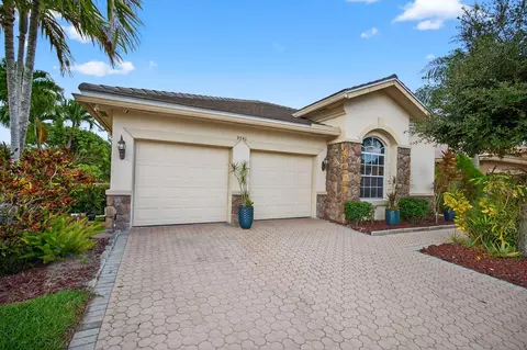 9541 Osprey Isles Blvd, West Palm Beach, FL 33412