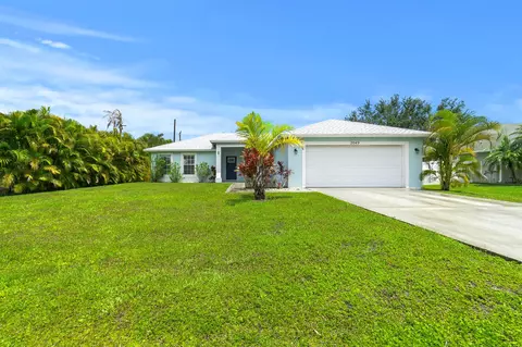 2049 SW Beauregard St, Port Saint Lucie, FL 34953