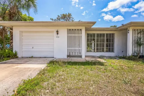 434 SE Tranquilla Ave, Port Saint Lucie, FL 34983