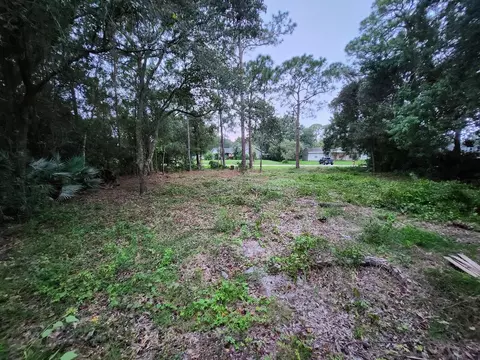 2420 85th Ct, Vero Beach, FL 32966 photo 4