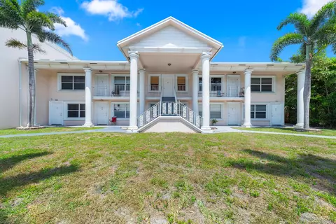 4521 NE 21st Ave #1, Fort Lauderdale, FL 33308