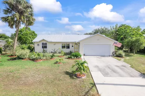 1073 SW Dubuque Ave, Port Saint Lucie, FL 34953