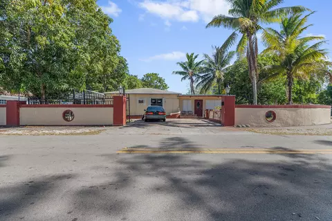 1200 NE 128th St, North Miami, FL 33161