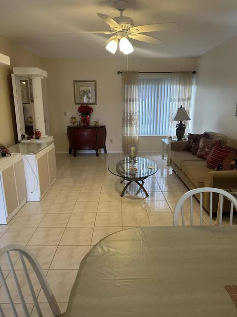12021 W Greenway Dr #206, Royal Palm Beach, FL 33411