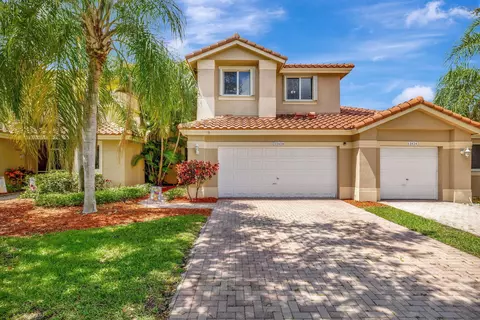 12618 NW 56th Dr, Coral Springs, FL 33076