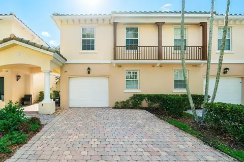 174 Santa Barbara Way, Palm Beach Gardens, FL 33410