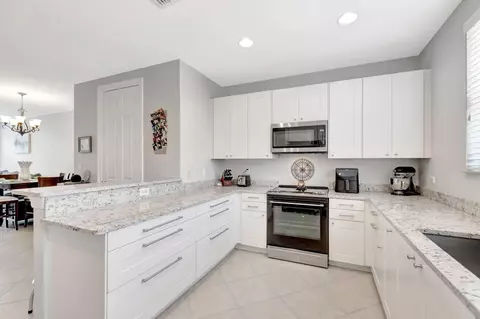 609 Amador Ln #4, West Palm Beach, FL 33401