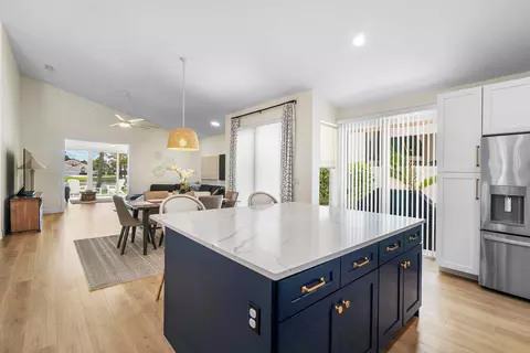 12811 Oak Knoll Dr, Palm Beach Gardens, FL 33418