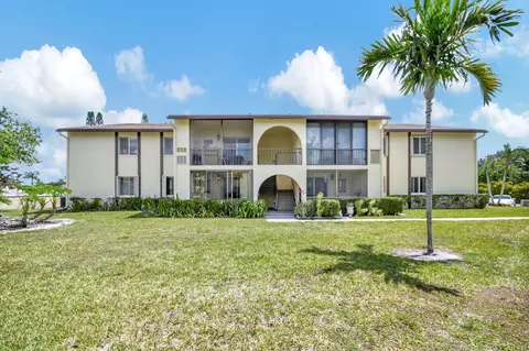 3531 Tall Pine Way #C-1, Greenacres, FL 33463