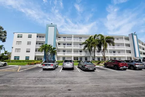 4088 Exeter E, Boca Raton, FL 33434
