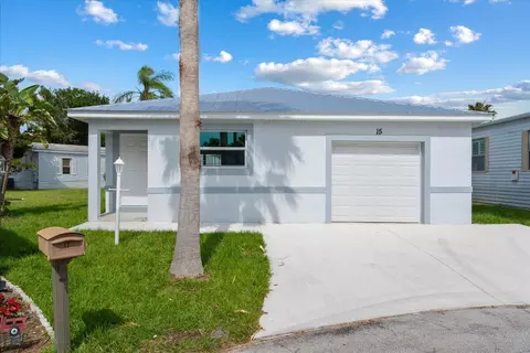 15 Jacaranda Ln, Port Saint Lucie, FL 34952