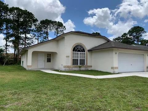 1472 SW Melrose Ave, Port Saint Lucie, FL 34953