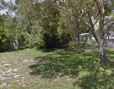 0 Southern Pines Dr, Fort Pierce, FL 34982