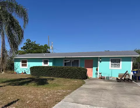 2804 NE Hickory Ridge Ave, Jensen Beach, FL 34957
