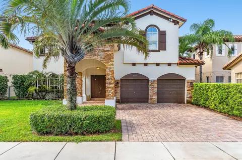 4205 Artesa Dr, Boynton Beach, FL 33436