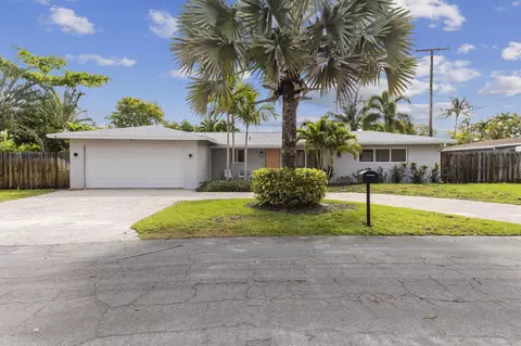 2602 SW 8th St, Boynton Beach, FL 33435