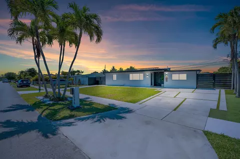 11290 SW 48 St, Miami, FL 33165