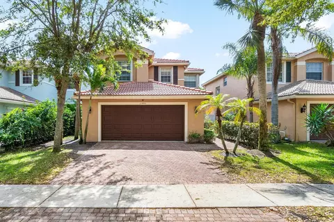11480 Blue Violet Ln, Royal Palm Beach, FL 33411