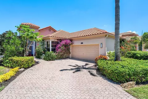6301 Evian Pl, Boynton Beach, FL 33437