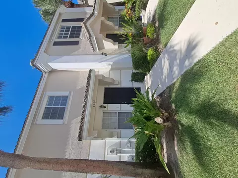 4964 Palmbrooke Cir, West Palm Beach, FL 33417