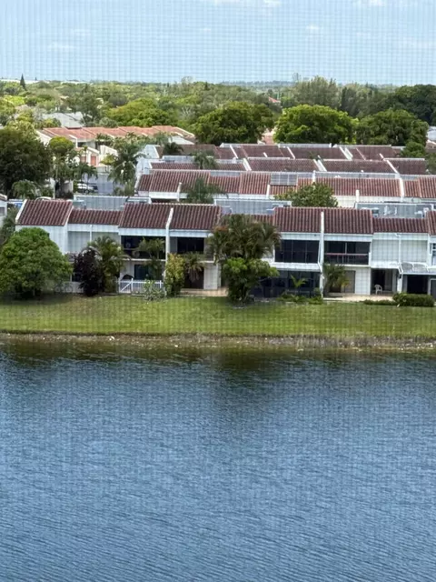 3301 Spanish Moss Ter #712, Lauderhill, FL 33319