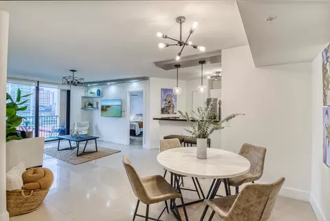 651 Okeechobee #804, West Palm Beach, FL 33401