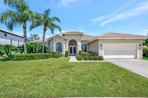 11248 Edgewater Cir, Wellington, FL 33414