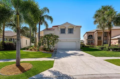 6713 Ashburn Rd, Lake Worth, FL 33467