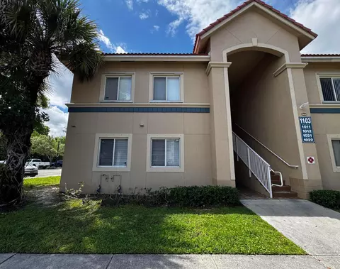 1103 Golden Lakes Blvd #1011, West Palm Beach, FL 33411