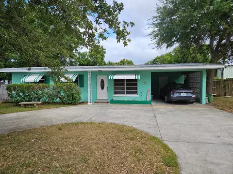 205 Chamberlain Blvd, Fort Pierce, FL 34946