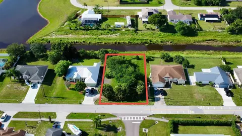 891 SW Idol Ave, Port St Lucie, FL 34953