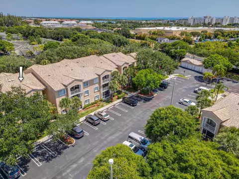 236 Village Blvd #1303, Tequesta, FL 33469