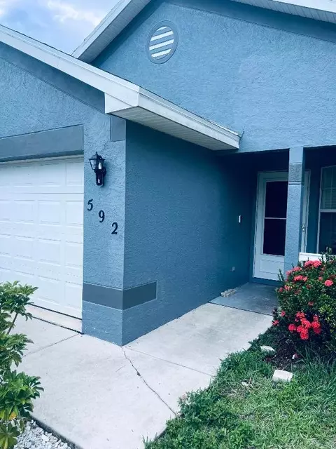 592 NW Turton Ter, Port Saint Lucie, FL 34983