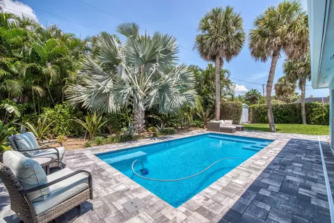206 SE Wentworth Dr, Stuart, FL 34996