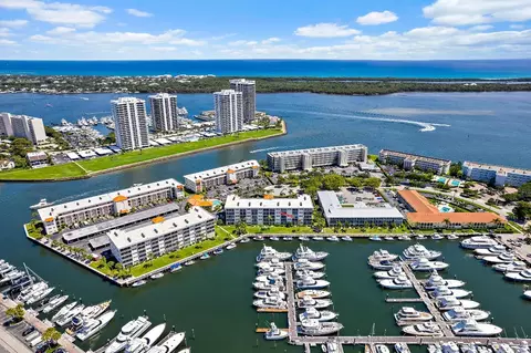 29 Yacht Clb # 302-D, North Palm Beach, FL 33408