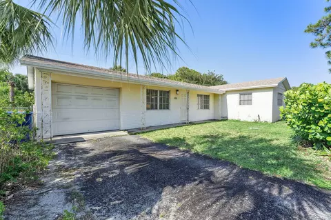 410 W 34th St, Riviera Beach, FL 33404