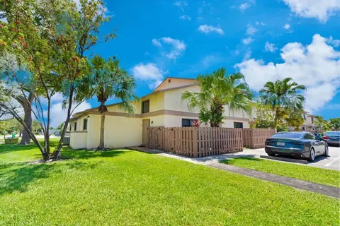 10650 NW 30th Pl #1, Sunrise, FL 33322