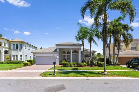 7438 Greenville Cir, Lake Worth, FL 33467