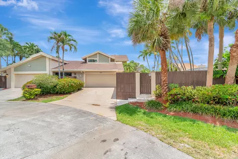 7645 Sierra Ter W, Boca Raton, FL 33433