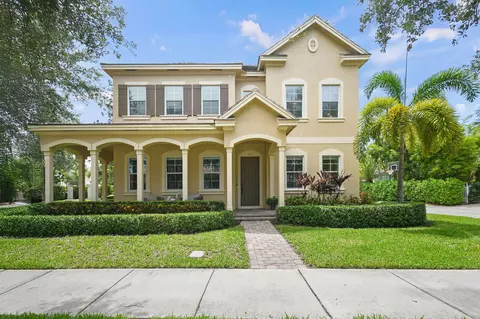 111 Tullamore Ave, Jupiter, FL 33458